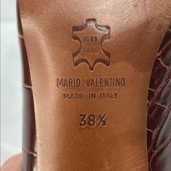 MARIO VALENTINO ITALIAN GENUINE CROCODILE PUMPS FTL-03-132 - Picture 9 of 11